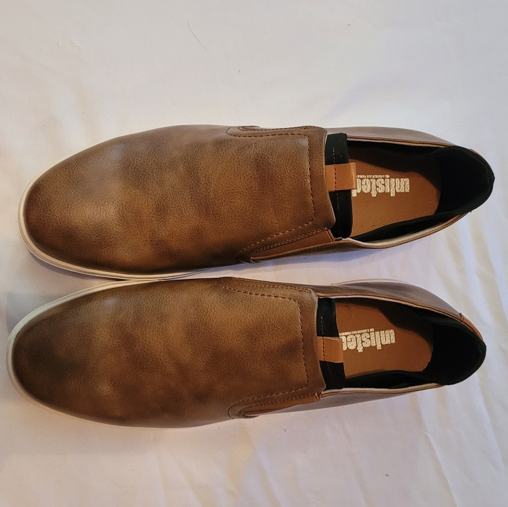 Men's slip on shoes size 15W